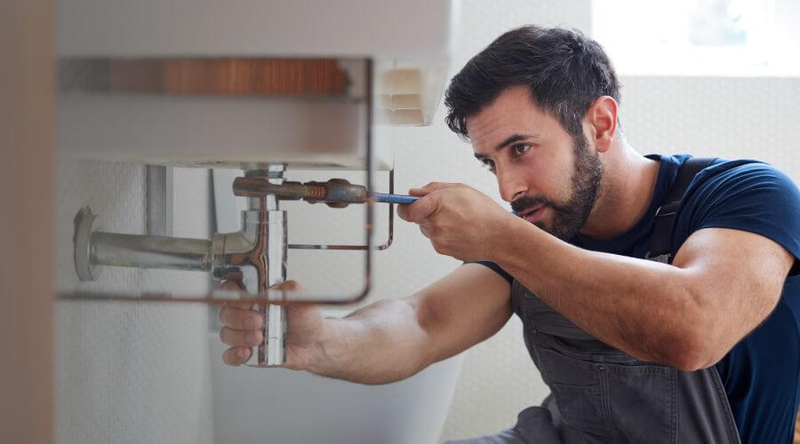 Sink faucet replacement in Huron, IN
